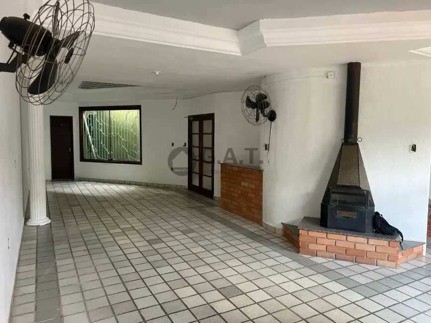 Foto 3 de Casa com 6 quartos para alugar, 165m2 em Jardim Paulistano, Sorocaba - SP