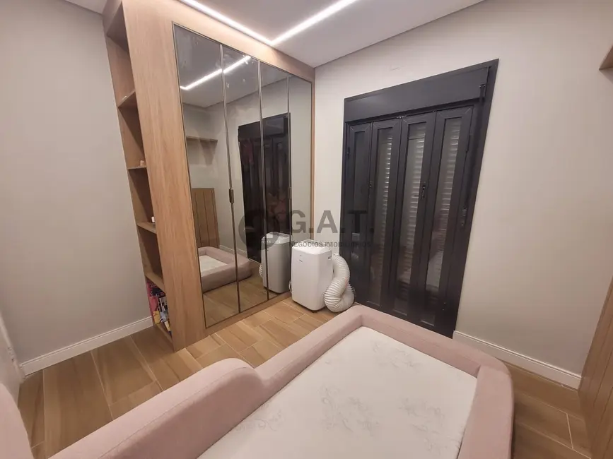 Foto 8 de Casa de Condomínio com 2 quartos à venda, 90m2 em Aparecidinha, Sorocaba - SP