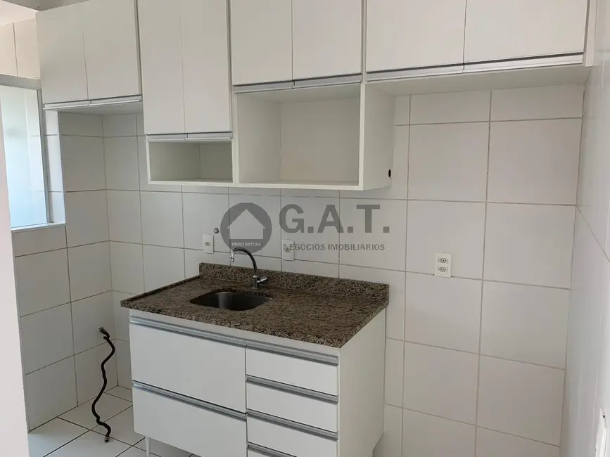 Foto 5 de Apartamento com 2 quartos para alugar, 53m2 em Jardim São Carlos, Sorocaba - SP