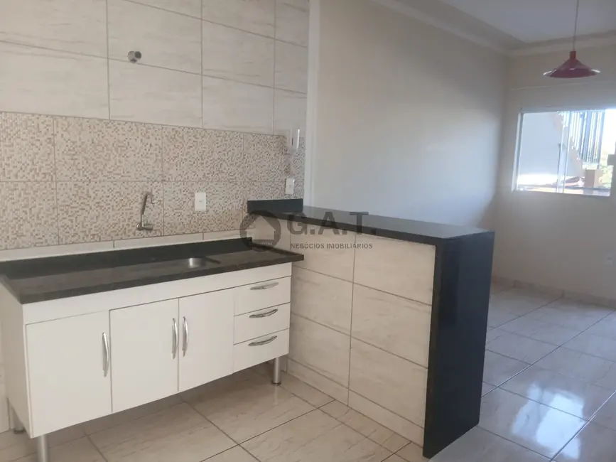 Foto 9 de Kitnet com 1 quarto para alugar, 34m2 em Jardim Americano, Sorocaba - SP