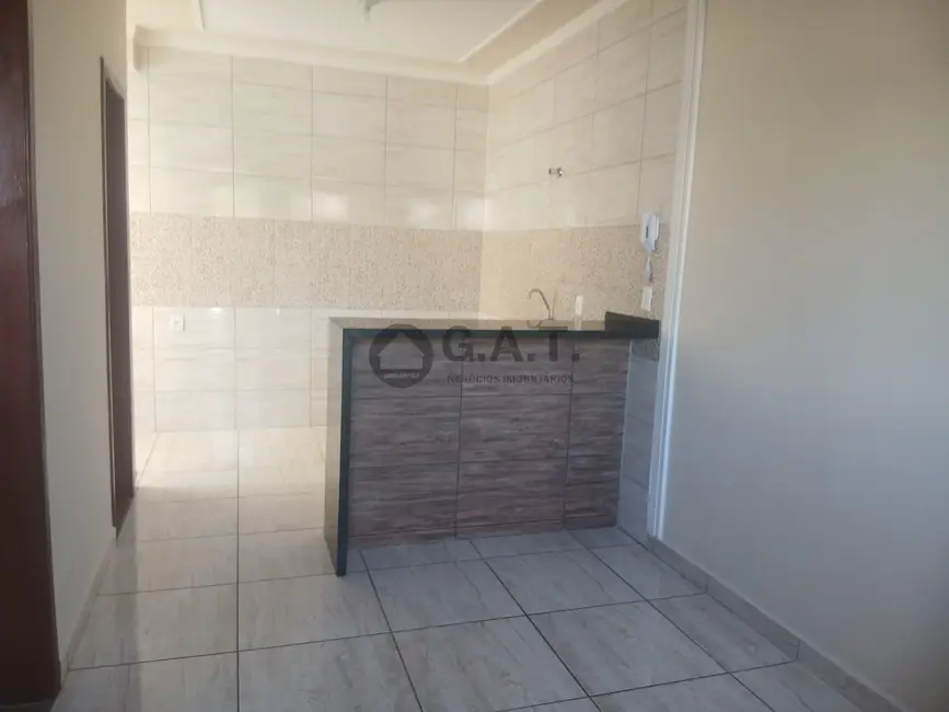 Foto 5 de Kitnet com 1 quarto para alugar, 34m2 em Jardim Americano, Sorocaba - SP