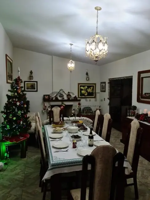 Casa com 4 quartos à venda, 190m2 em Jardim São Carlos, Sorocaba - SP - imagem 4 Foto 4 de Casa com 4 quartos à venda, 190m2 em Jardim São Carlos, Sorocaba - SP
