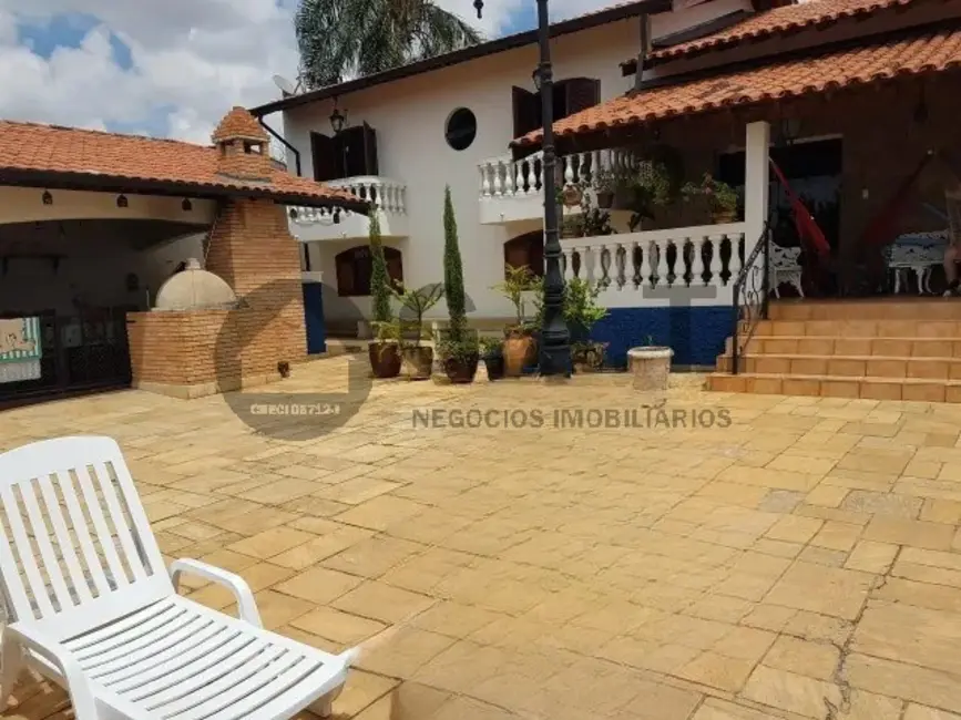 Casa com 4 quartos à venda, 190m2 em Jardim São Carlos, Sorocaba - SP - imagem 2 Foto 2 de Casa com 4 quartos à venda, 190m2 em Jardim São Carlos, Sorocaba - SP