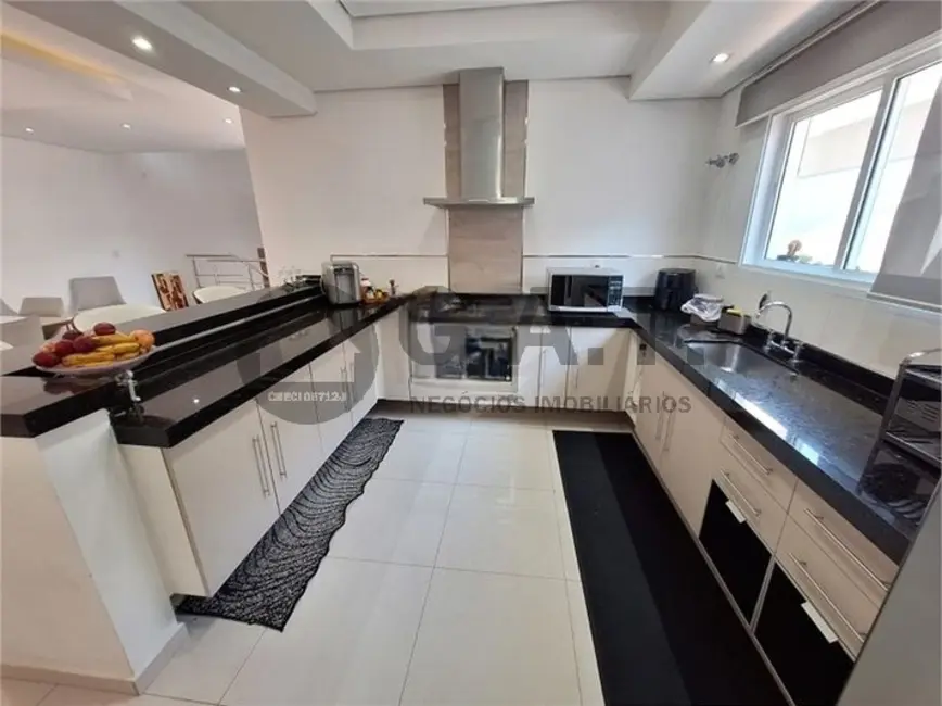 Foto 6 de Casa de Condomínio com 3 quartos para alugar, 283m2 em Jardim Portal da Primavera, Sorocaba - SP