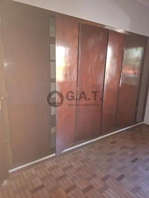 Foto 9 de Casa com 2 quartos para alugar, 229m2 em Jardim Emília, Sorocaba - SP