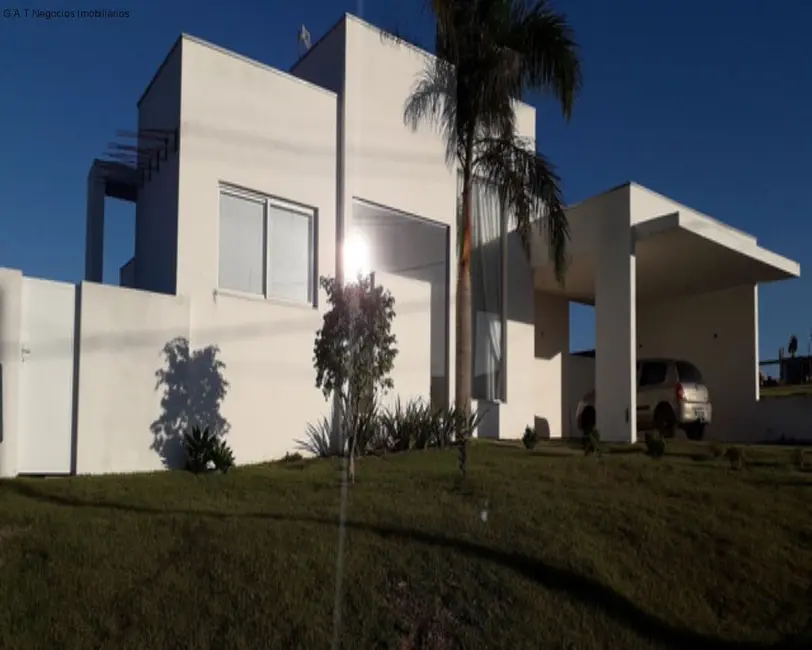 Foto 1 de Casa de Condomínio com 4 quartos para alugar, 260m2 em Salto De Pirapora - SP