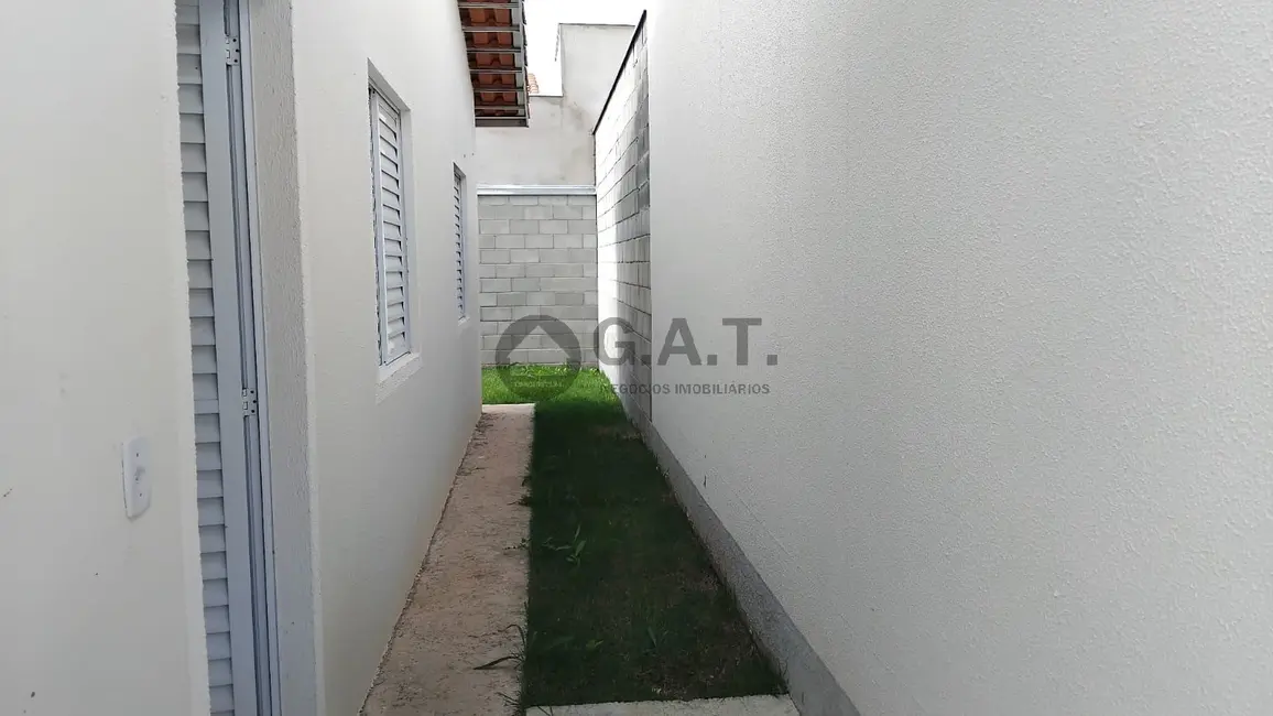 Foto 4 de Casa de Condomínio com 2 quartos para alugar, 65m2 em Sorocaba - SP