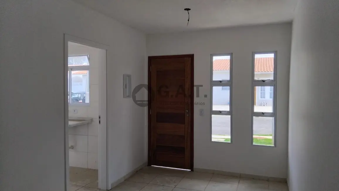 Foto 8 de Casa de Condomínio com 2 quartos para alugar, 65m2 em Sorocaba - SP