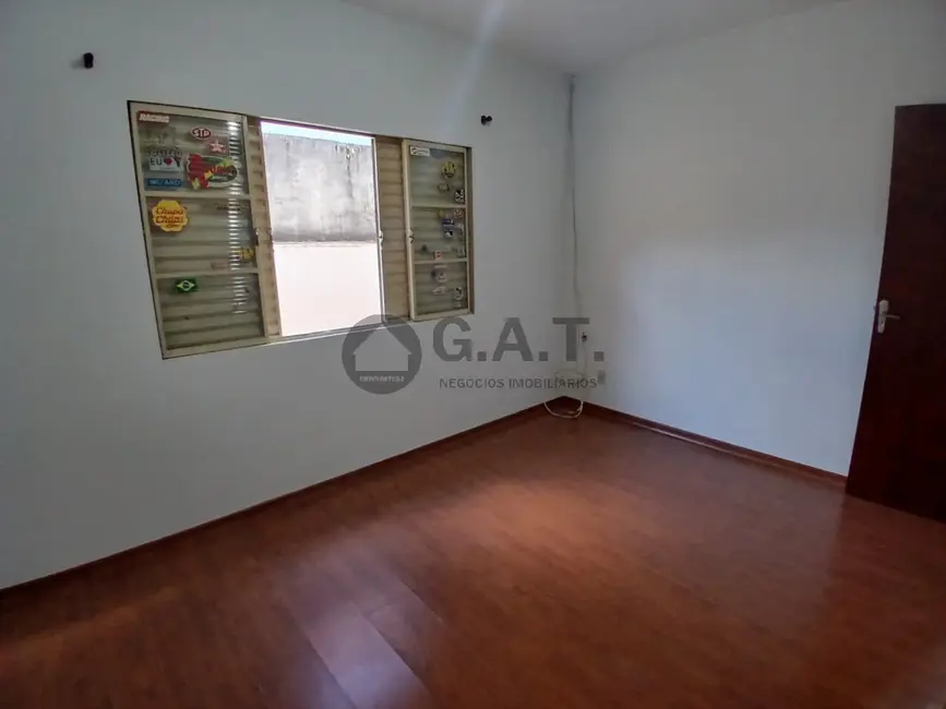 Foto 8 de Casa com 3 quartos para alugar, 200m2 em Jardim São Paulo, Sorocaba - SP