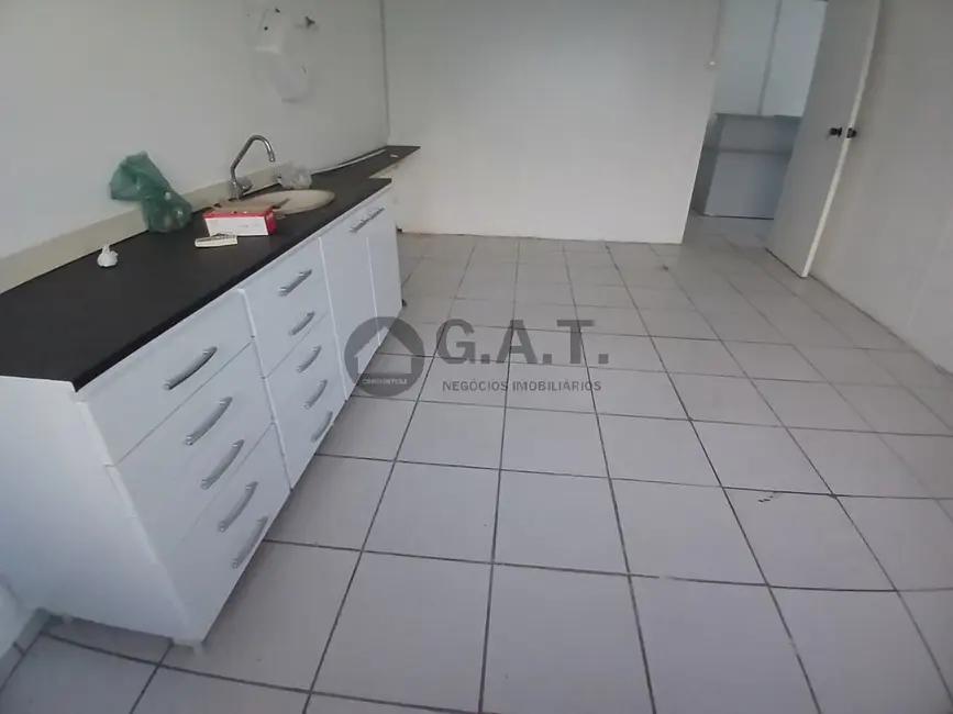 Sala Comercial para alugar, 134m2 em Jardim São Paulo, Sorocaba - SP - imagem 8 Foto 8 de Sala Comercial para alugar, 134m2 em Jardim São Paulo, Sorocaba - SP