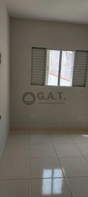 Foto 4 de Casa com 2 quartos para alugar, 85m2 em Éden, Sorocaba - SP