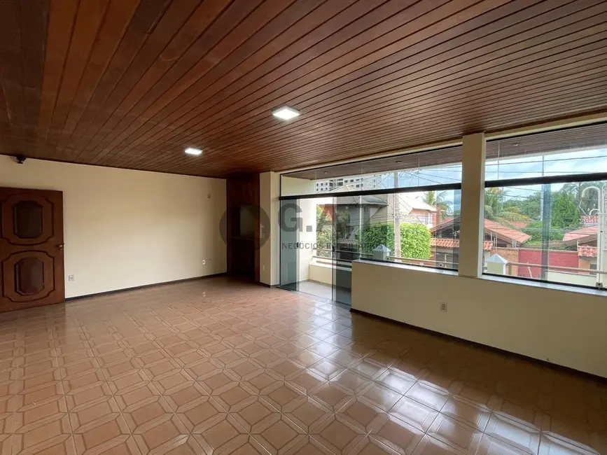 Foto 1 de Casa com 5 quartos para alugar, 430m2 em Jardim Santa Rosália, Sorocaba - SP