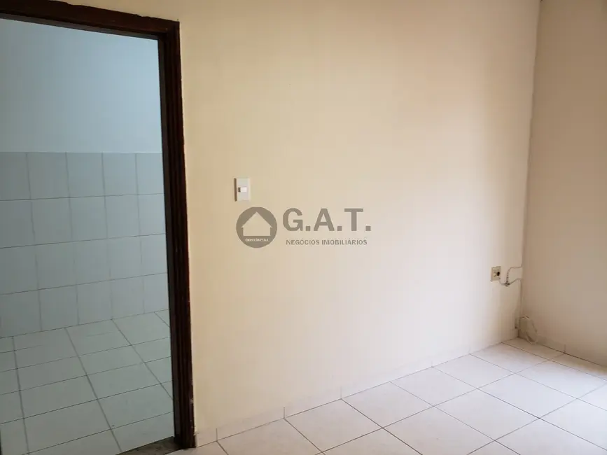 Foto 7 de Casa com 1 quarto para alugar, 40m2 em Vila Carvalho, Sorocaba - SP