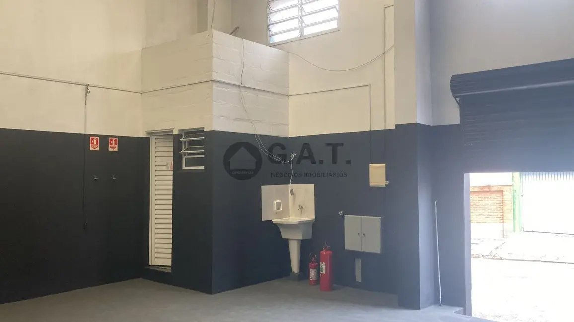 Foto 2 de Sala Comercial para alugar, 110m2 em Jardim Bertanha, Sorocaba - SP