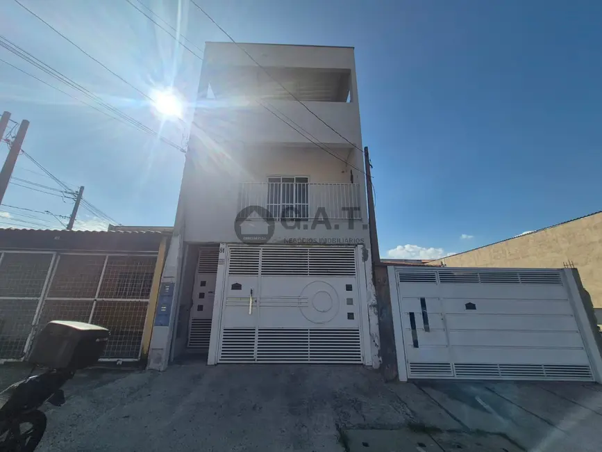 Foto 2 de Casa com 3 quartos para alugar, 125m2 em Jardim J S Carvalho, Sorocaba - SP