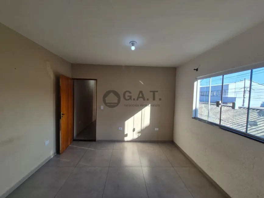 Foto 5 de Casa com 3 quartos para alugar, 125m2 em Jardim J S Carvalho, Sorocaba - SP