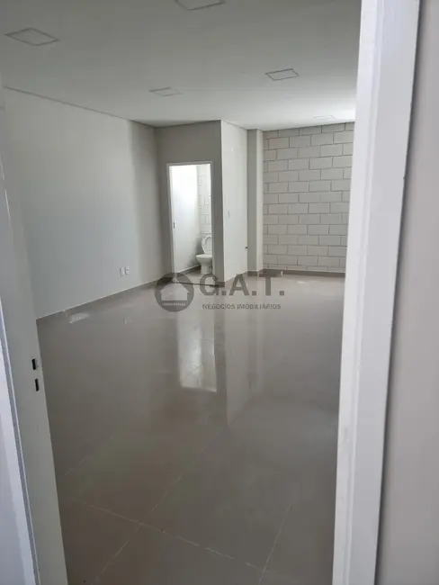 Foto 9 de Sala Comercial para alugar, 32m2 em Vila Lucy, Sorocaba - SP
