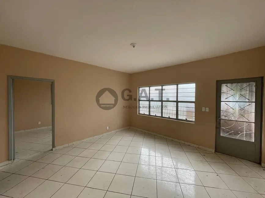 Foto 3 de Casa com 4 quartos para alugar, 180m2 em Jardim Sorocabano, Sorocaba - SP