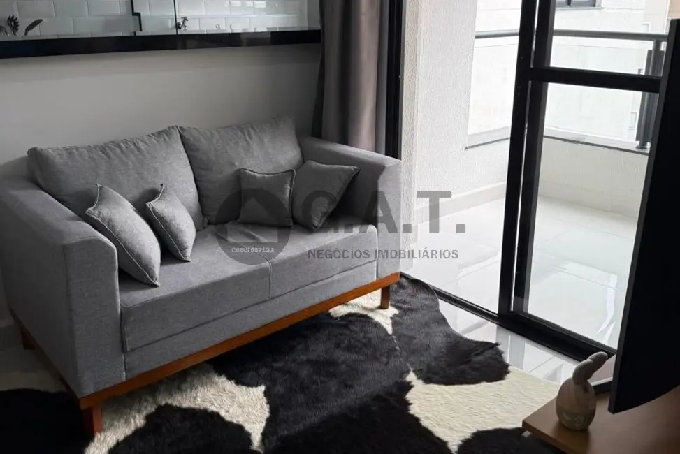 Foto 2 de Apartamento com 2 quartos para alugar, 50m2 em Parque Campolim, Sorocaba - SP