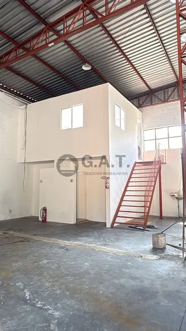 Foto 2 de Armazém / Galpão para alugar, 400m2 em Zona Industrial, Sorocaba - SP