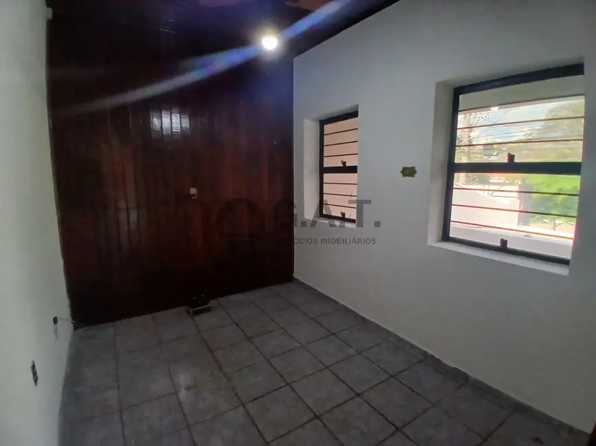 Foto 9 de Casa com 3 quartos para alugar, 200m2 em Jardim Santa Rosália, Sorocaba - SP