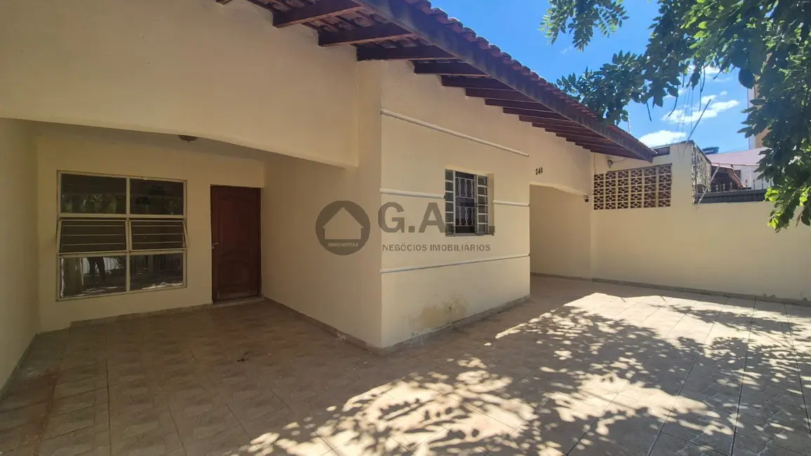 Casa com 3 quartos à venda, 147m2 em Vila Barcelona, Sorocaba - SP - imagem 3 Foto 3 de Casa com 3 quartos à venda, 147m2 em Vila Barcelona, Sorocaba - SP
