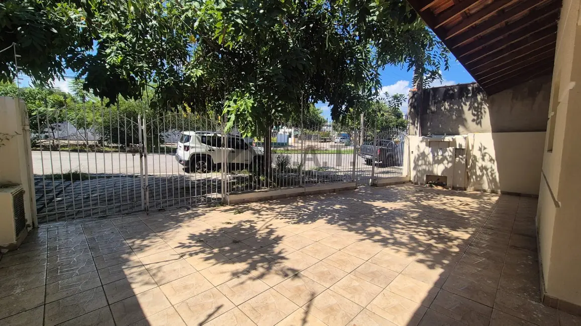 Casa com 3 quartos à venda, 147m2 em Vila Barcelona, Sorocaba - SP - imagem 5 Foto 5 de Casa com 3 quartos à venda, 147m2 em Vila Barcelona, Sorocaba - SP