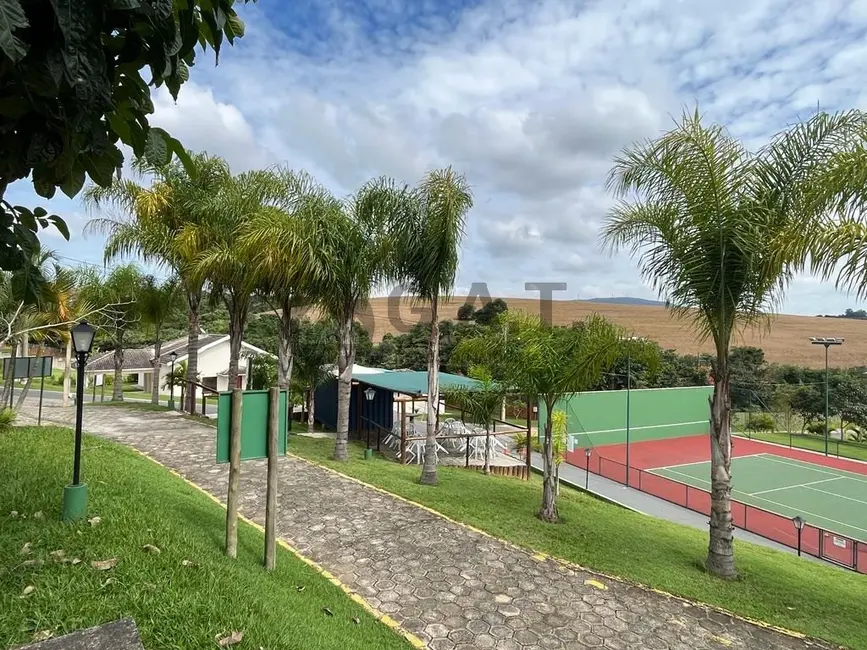 Foto 8 de Casa de Condomínio com 3 quartos à venda, 260m2 em Aracoiaba Da Serra - SP