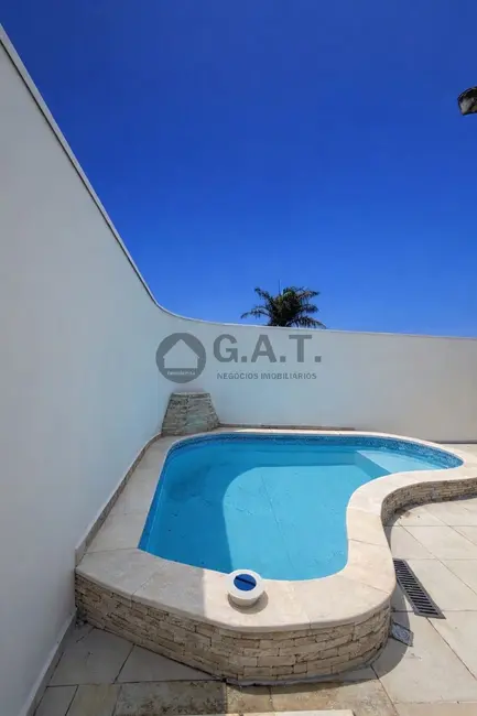 Foto 2 de Casa de Condomínio com 3 quartos para alugar, 190m2 em Loteamento Aldeia da Mata, Votorantim - SP