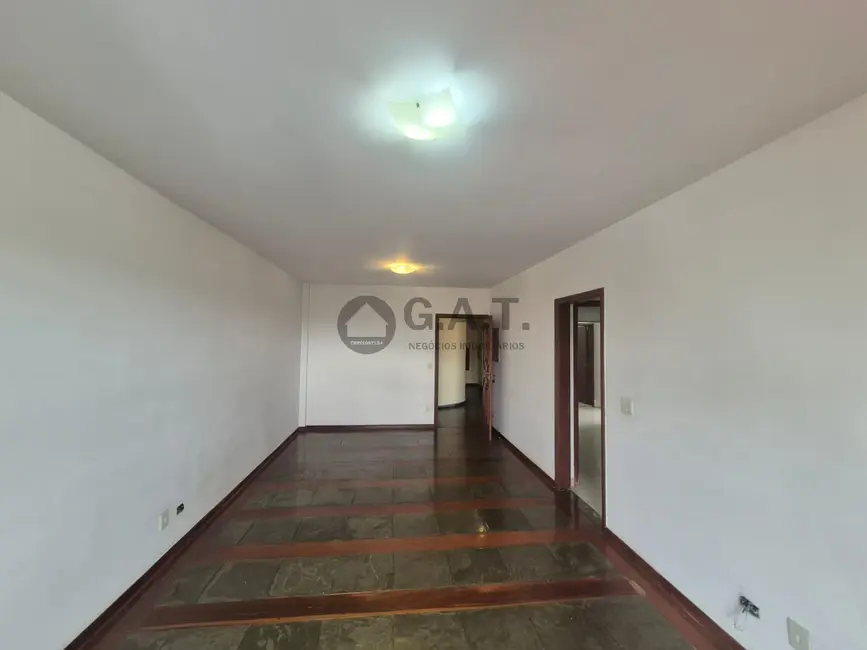 Foto 2 de Apartamento com 3 quartos para alugar, 130m2 em Centro, Sorocaba - SP
