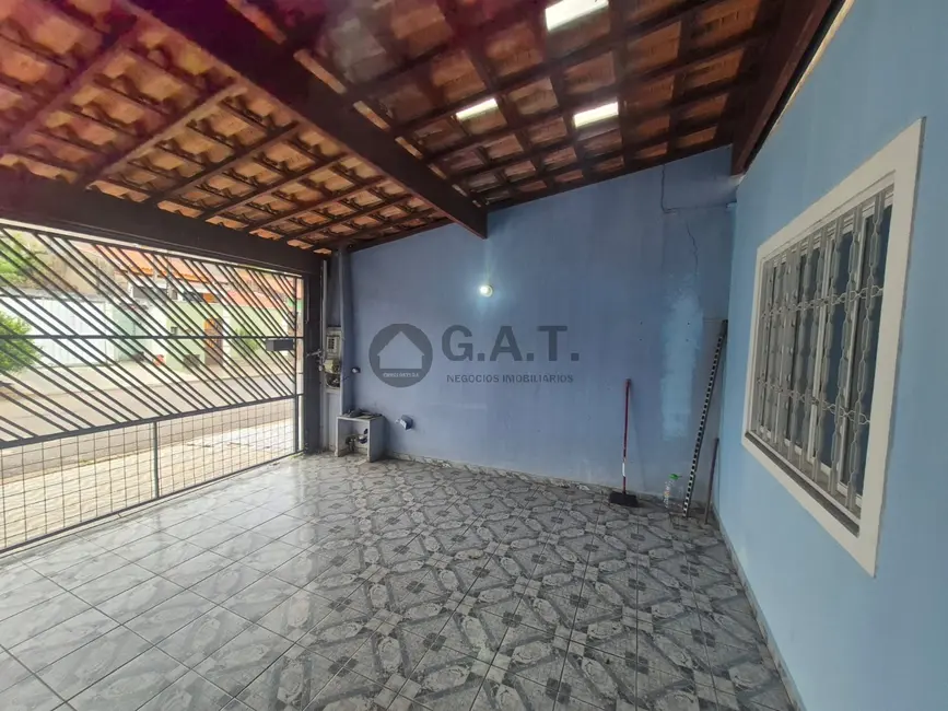 Foto 5 de Casa com 2 quartos para alugar, 122m2 em Sorocaba - SP