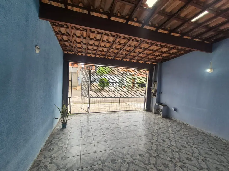 Foto 1 de Casa com 2 quartos para alugar, 122m2 em Sorocaba - SP