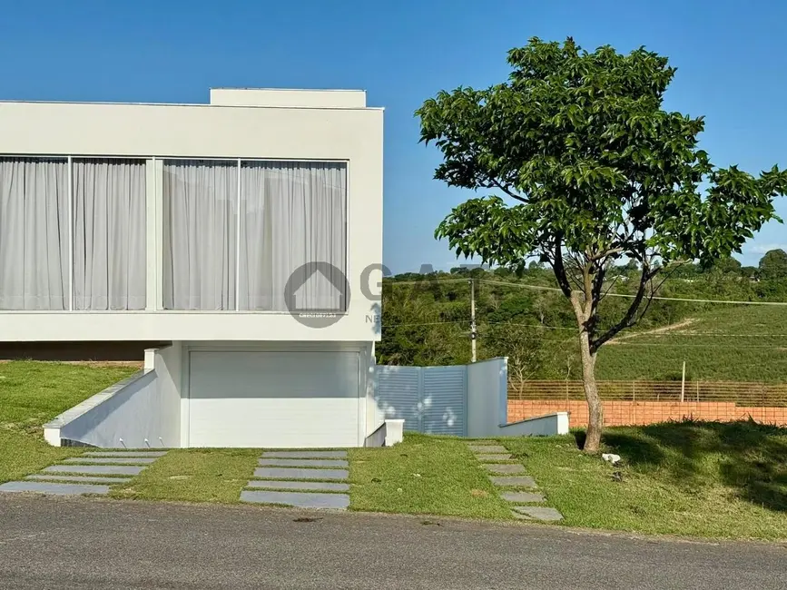 Casa de Condomínio com 4 quartos à venda, 307m2 em Aracoiaba Da Serra - SP - imagem 2 Foto 2 de Casa de Condomínio com 4 quartos à venda, 307m2 em Aracoiaba Da Serra - SP