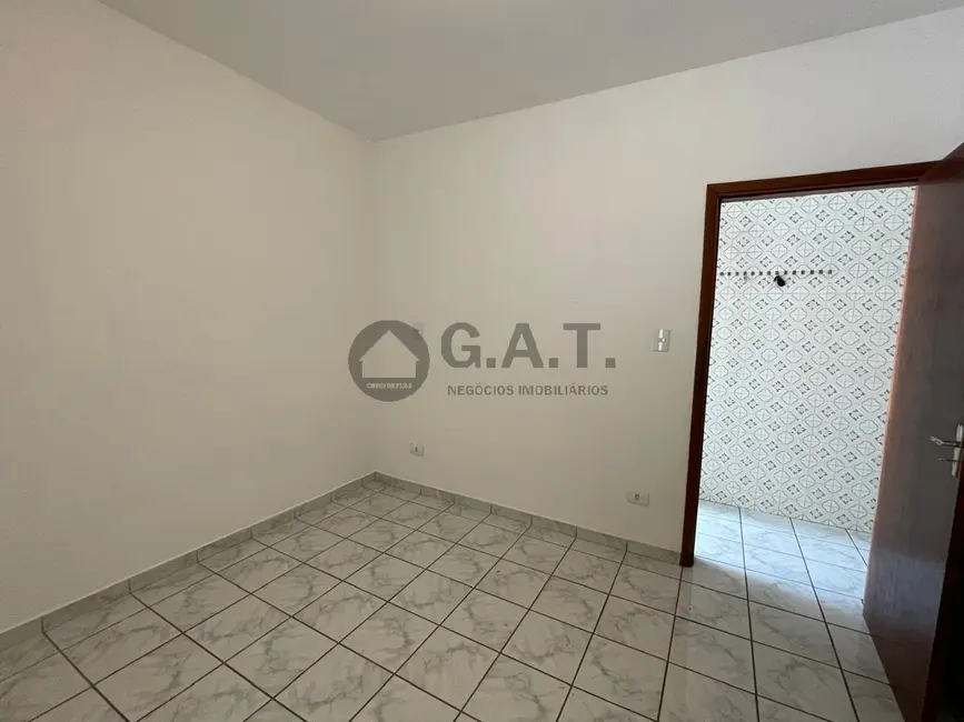 Foto 9 de Casa com 3 quartos para alugar, 120m2 em Jardim Maria Antônia Prado, Sorocaba - SP