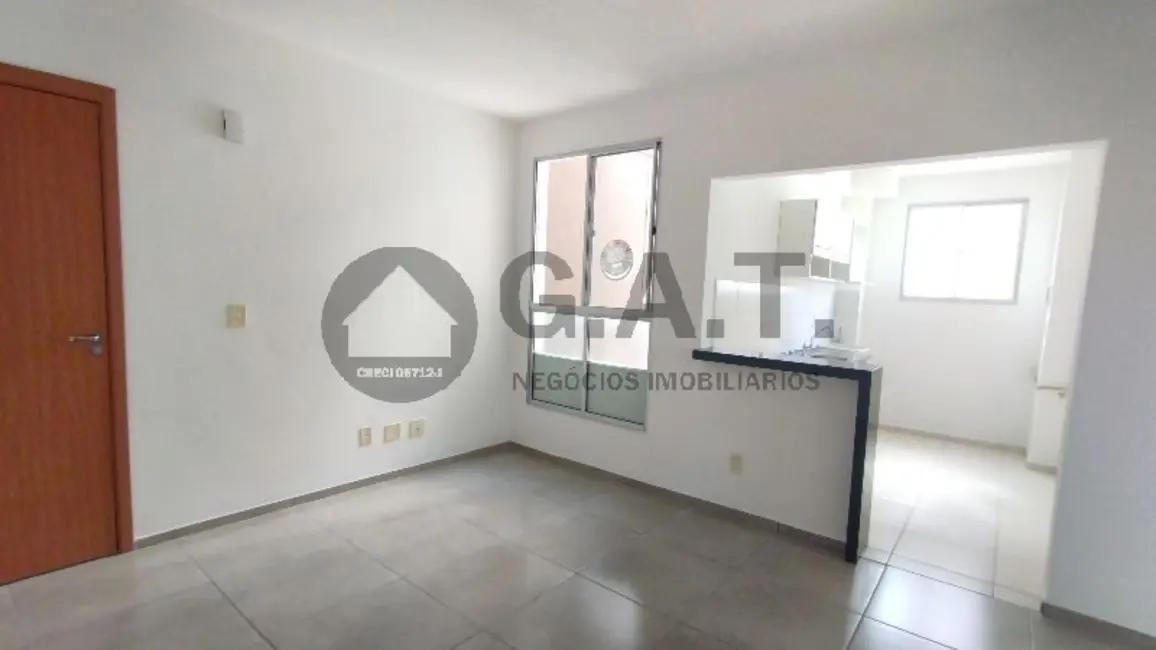 Foto 1 de Apartamento com 2 quartos para alugar, 55m2 em Jardim São Carlos, Sorocaba - SP