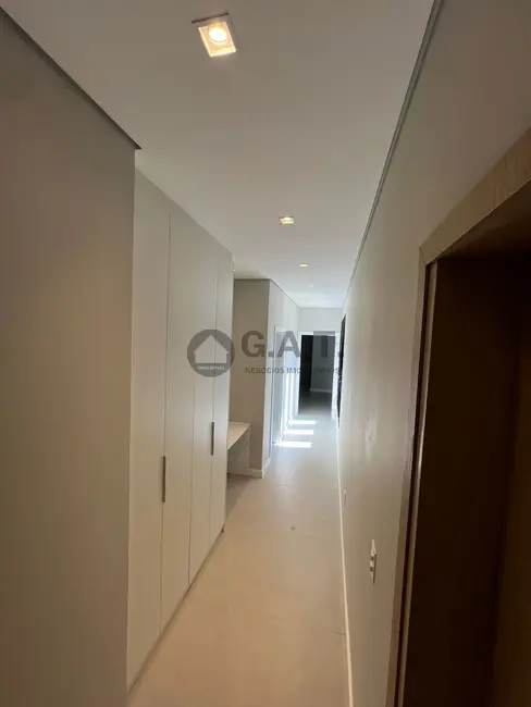 Foto 5 de Casa de Condomínio com 3 quartos para alugar, 473m2 em Votorantim - SP
