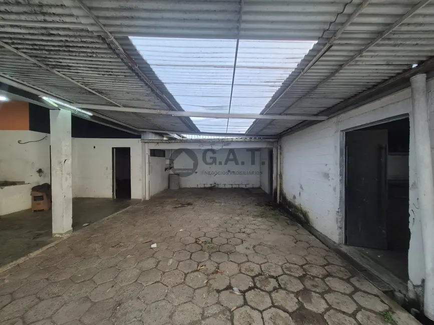 Foto 2 de Armazém / Galpão para alugar, 300m2 em Vila Assis, Sorocaba - SP