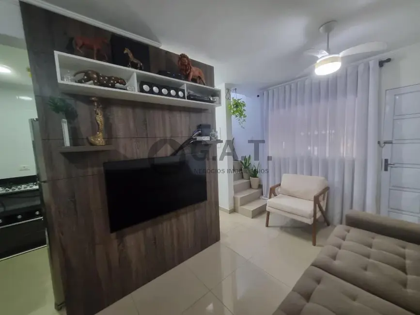 Foto 5 de Casa de Condomínio com 2 quartos à venda, 60m2 em Éden, Sorocaba - SP