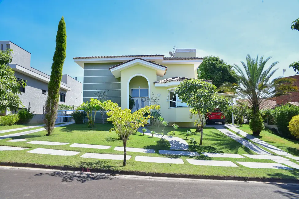 Casa de Condomínio com 5 quartos à venda, 385m2 em Aracoiaba Da Serra - SP - imagem 1 Foto 1 de Casa de Condomínio com 5 quartos à venda, 385m2 em Aracoiaba Da Serra - SP