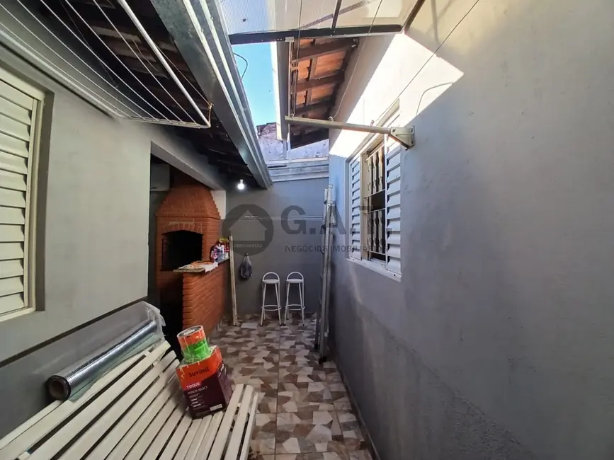 Casa com 3 quartos para alugar, 132m2 em Jardim Piazza di Roma, Sorocaba - SP - imagem 9 Foto 9 de Casa com 3 quartos para alugar, 132m2 em Jardim Piazza di Roma, Sorocaba - SP