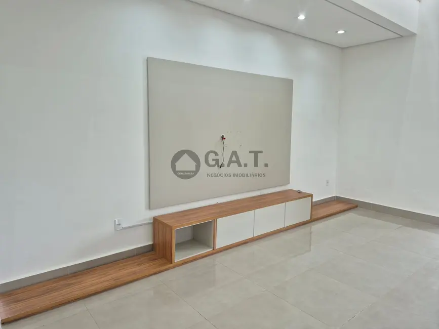 Foto 6 de Casa com 4 quartos para alugar, 450m2 em Aracoiaba Da Serra - SP