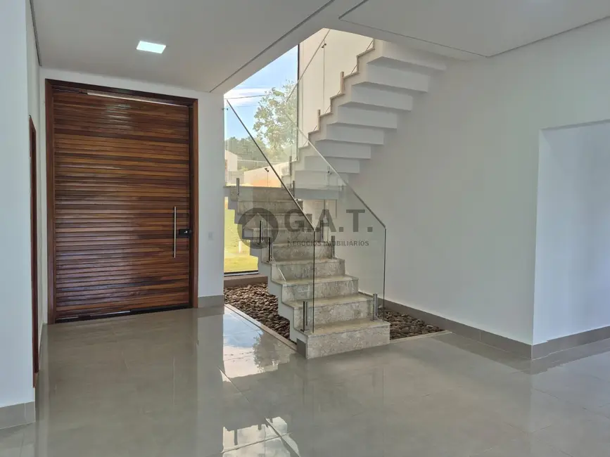 Foto 5 de Casa com 4 quartos para alugar, 450m2 em Aracoiaba Da Serra - SP