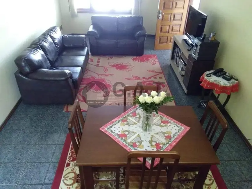 Casa com 3 quartos à venda, 155m2 em Jardim Maria do Carmo, Sorocaba - SP - imagem 2 Foto 2 de Casa com 3 quartos à venda, 155m2 em Jardim Maria do Carmo, Sorocaba - SP
