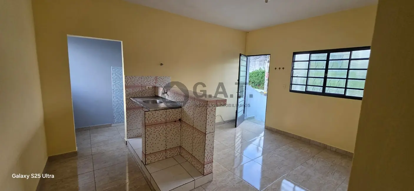 Foto 1 de Casa com 1 quarto para alugar, 40m2 em Vila Leopoldina, Sorocaba - SP