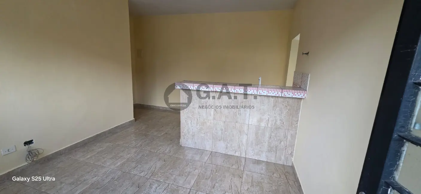 Foto 2 de Casa com 1 quarto para alugar, 40m2 em Vila Leopoldina, Sorocaba - SP
