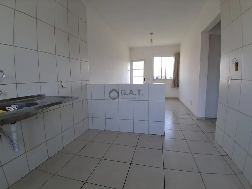 Foto 6 de Casa de Condomínio com 2 quartos para alugar, 51m2 em Parque Vitória Régia, Sorocaba - SP