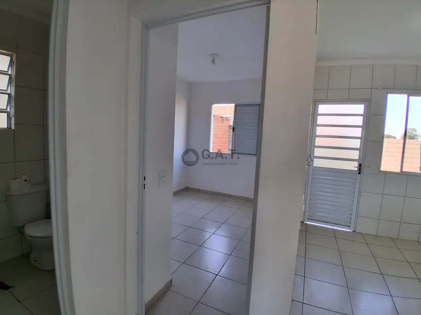 Foto 8 de Casa de Condomínio com 2 quartos para alugar, 51m2 em Parque Vitória Régia, Sorocaba - SP