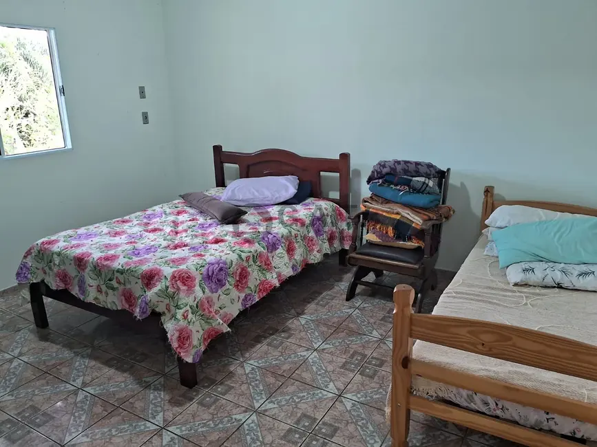 Chácara com 2 quartos à venda, 150m2 em Piedade - SP - imagem 9 Foto 9 de Chácara com 2 quartos à venda, 150m2 em Piedade - SP