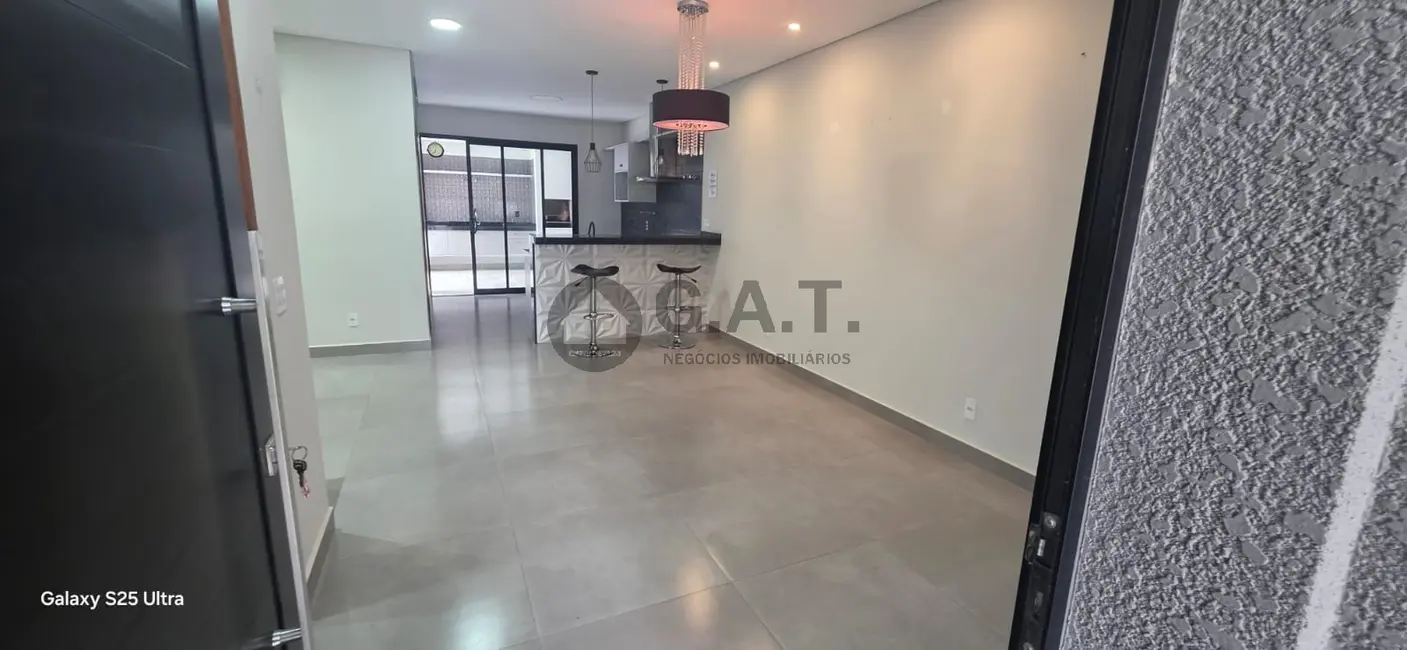 Foto 3 de Casa de Condomínio com 3 quartos para alugar, 170m2 em Sorocaba - SP
