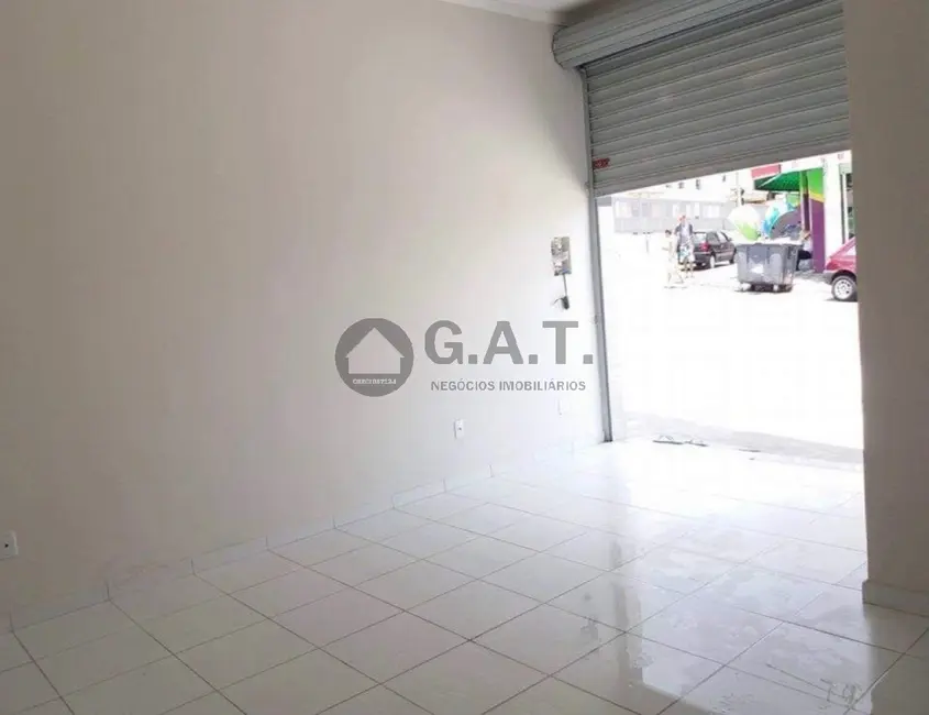 Foto 3 de Sala Comercial para alugar, 30m2 em Jardim Brasilândia, Sorocaba - SP